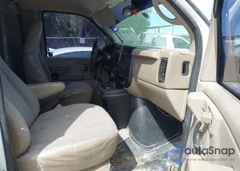 2006 Chevrolet Express Work Van from USA, damaged, VIN 1GCGG25V161168906